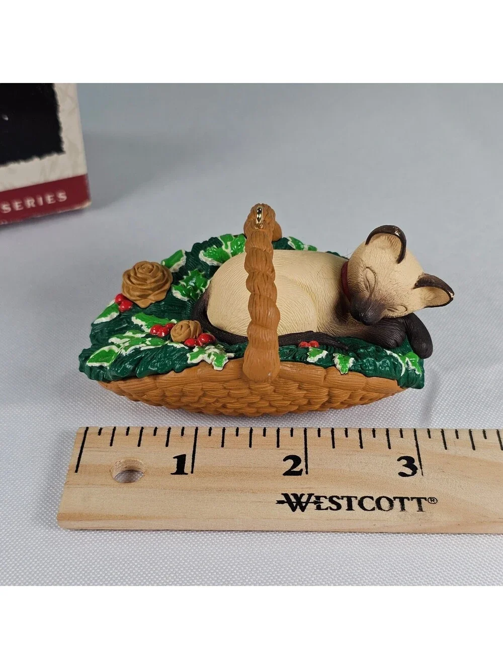 Vtg Hallmark Keepsake Ornament 1996 Cat Naps Siamese Cat in Basket Series 3